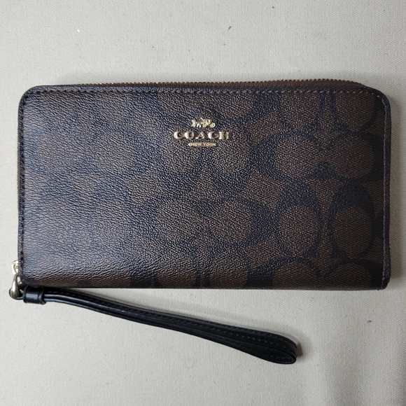 Coach Signature Brown Large Phone Wallet In Signature Canvas - Picture 2 of 15